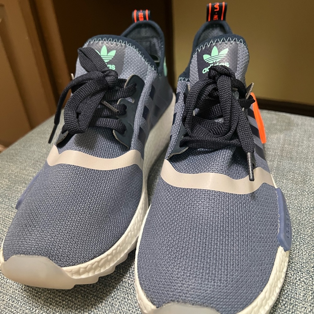 Adidas NMD R1 Size 8.5
